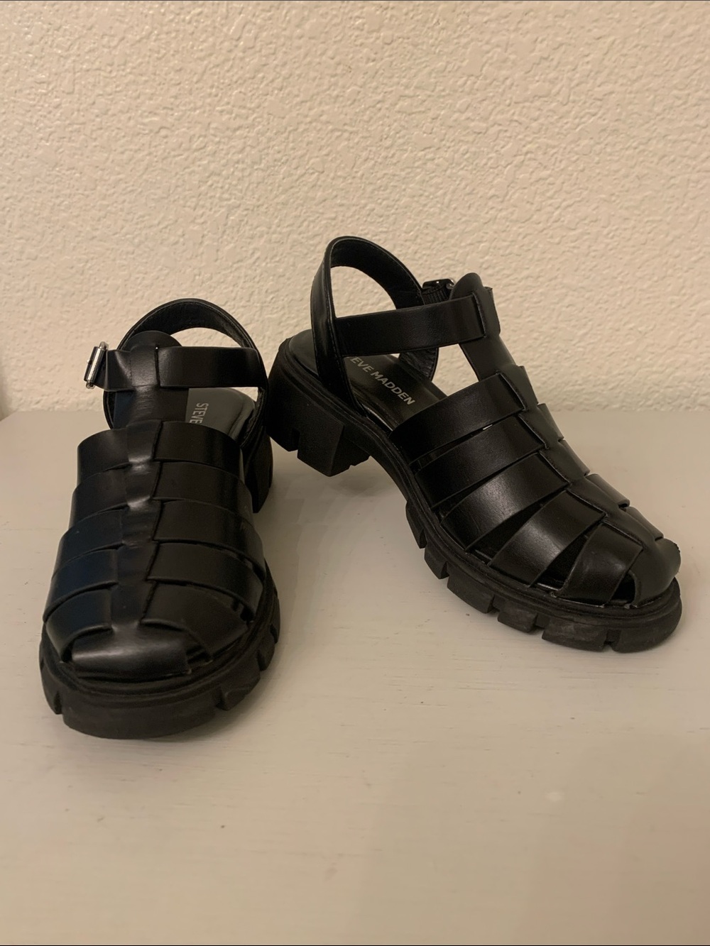 Steve Madden Leather Fisherman Sandals - Girls Size 13